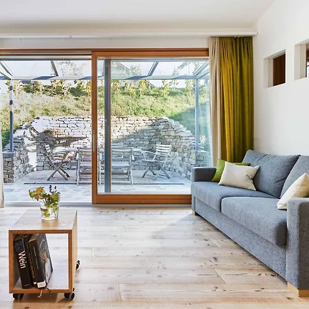 شقة Weinviertler Kellerstoeckl Weingut Hindler *