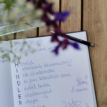 شقة Weinviertler Kellerstoeckl Weingut Hindler