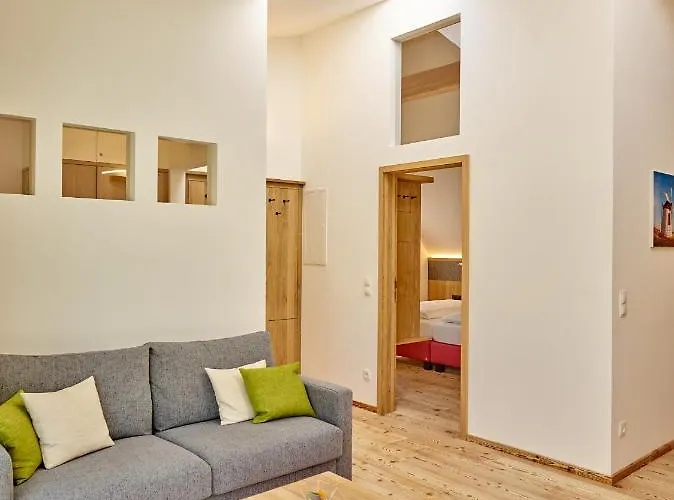 Weinviertler Kellerstoeckl Weingut Hindler * Schrattenthal