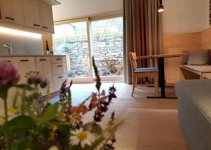 Weinviertler Kellerstoeckl Weingut Hindler * Schrattenthal